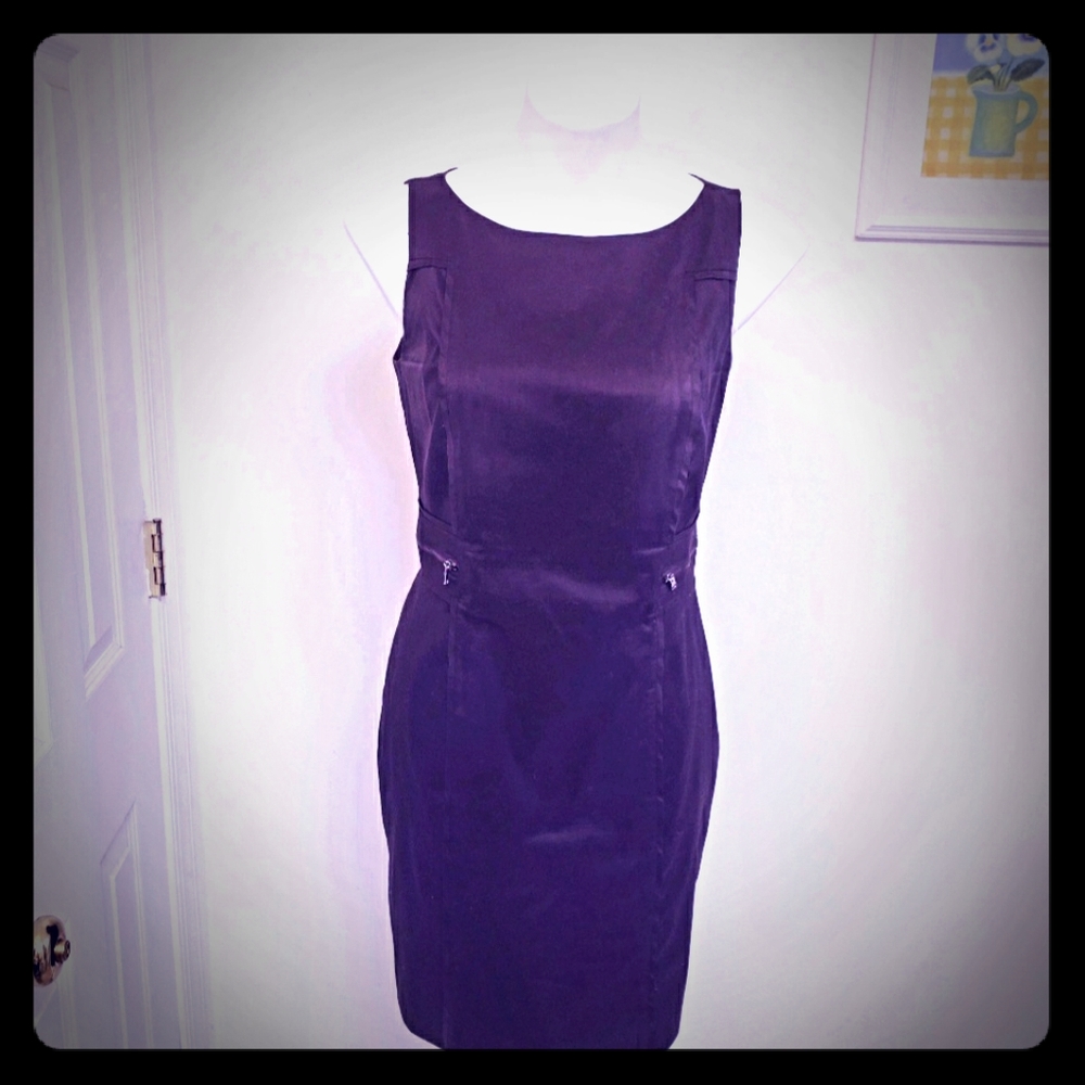 Ann Taylor LBD w/zip pockets, 8 Petite